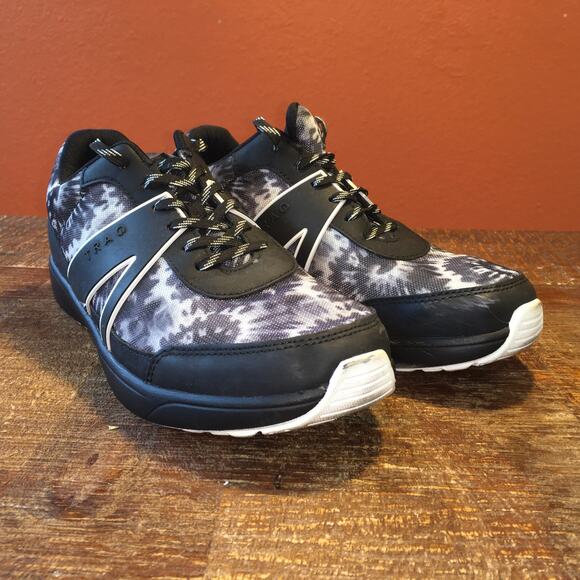 Alegria TRAQ Qarma 2 Sneaker Blast Off 38 7.5 Nursing Pedometer Step Counter - Picture 2 of 8